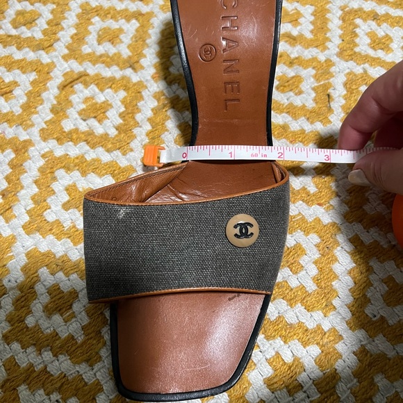 CHANEL Heels Size 8 - Picture 14 of 14